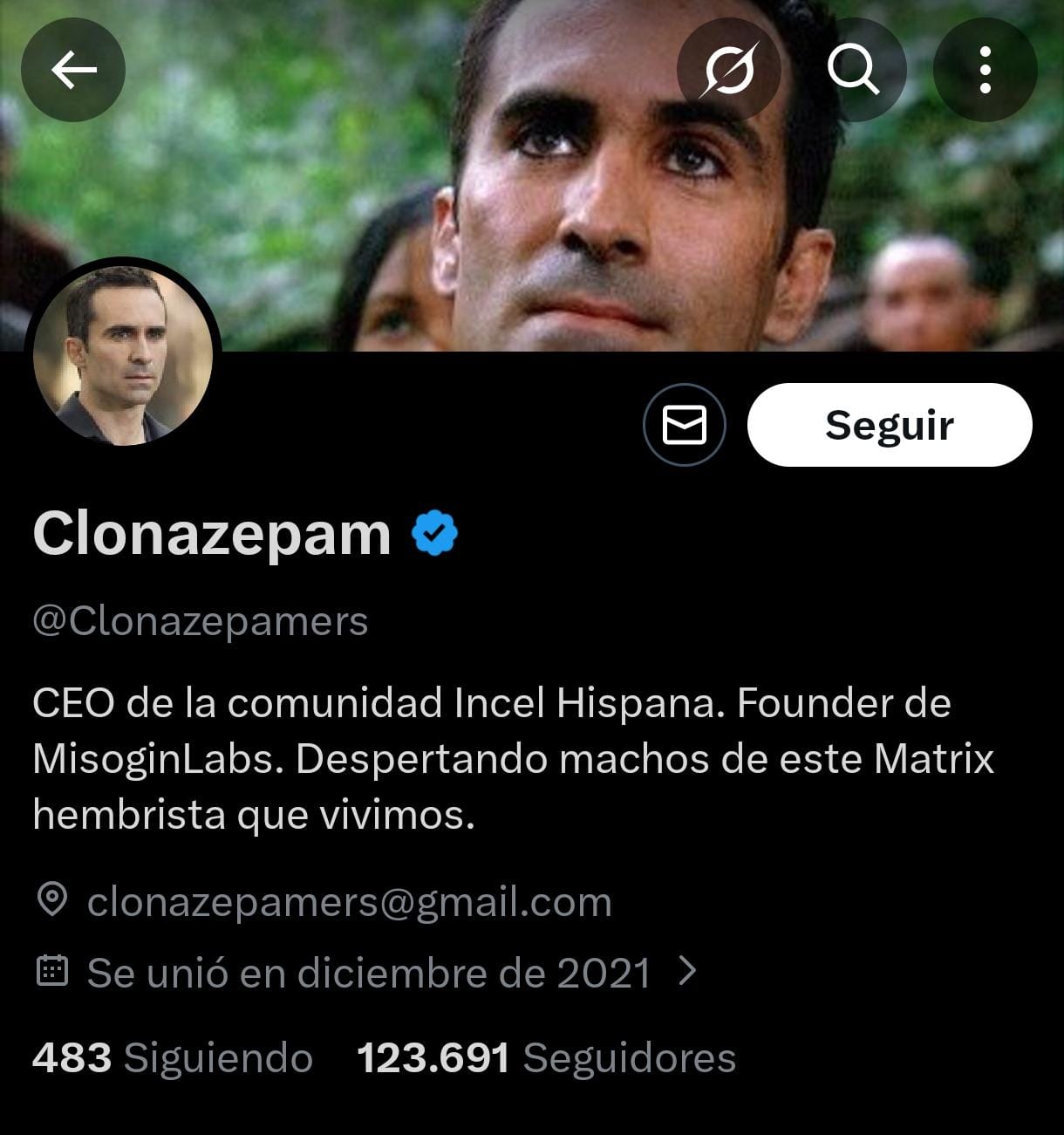 Perfil de X/@Clonazepam mostrando identidad y actividad de incels jóvenes en Twitter/X