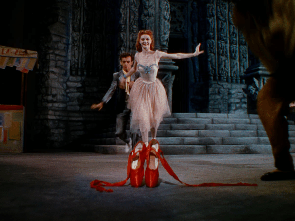 Vicky Page con zapatillas rojas en la película The Red Shoes. 